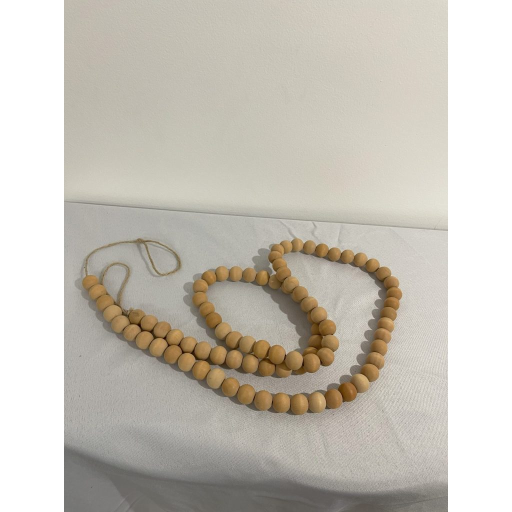 Wood bead String